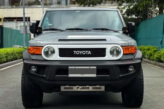 HOT!!!! 2015 Toyota FJ Cruiser 4.0L V6 4x4 for sale at affordable price! 