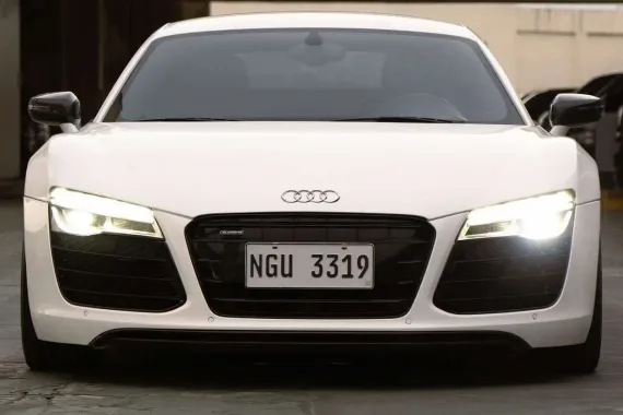 HOT!!! 2014 Audi R8 V8 Dual Clutch for sale at affordable price! 