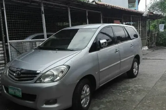 Pre Owned 2011 Toyota Innova 2.8 V Diesel AT