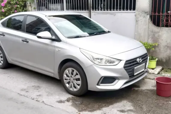 Used Silver 2020 Hyundai Accent  for sale. Good running condition (all in casa maintenance)