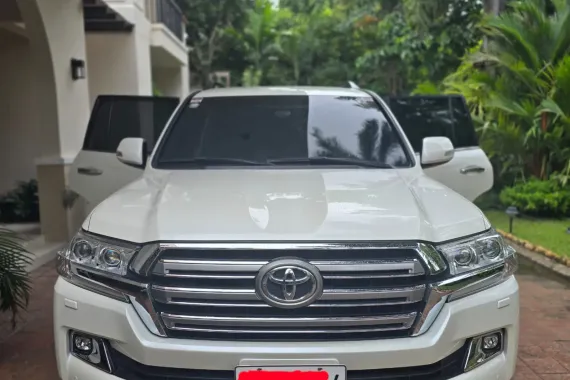2018 Land Cruiser 