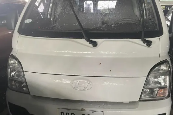HYUNDAI H100 2.5 CRDI 6MT SHUTTLE W/ A/C