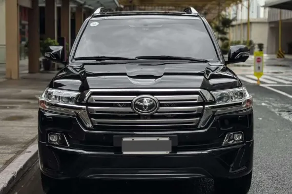 HOT!!! 2017 Toyota Land Cruiser LC200 for sale at affordable price!