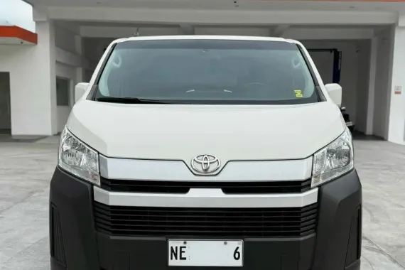 2021 Toyota Hiace Deluxe like new! Low mileage with Casa records