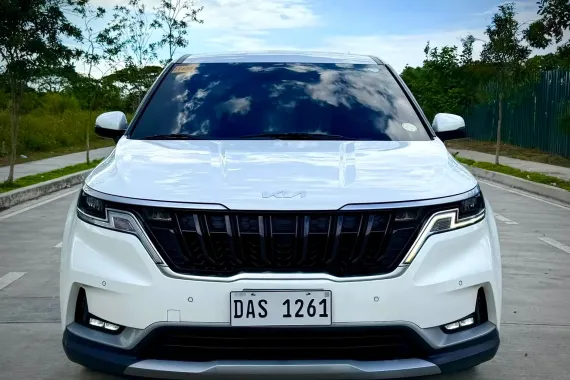 Selling used White 2022 Kia Carnival Wagon by trusted seller
