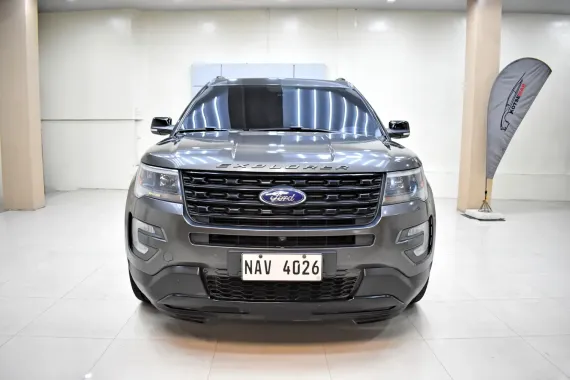 2017  Ford  Explorer  4 door  3.5L / Magnetic Metallic / Php 998,000 / NAV-4026