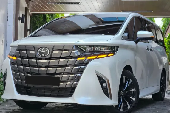 2024 Toyota Alphard 2.5 HEV CVT