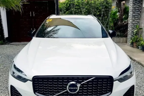 Rush Sale VOLVO XC60 (Hybrid)