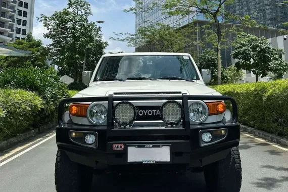 HOT!!! 2017 Toyota FJ Cruiser 4x4 Loaded for sale at affordable price!
