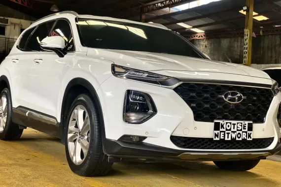 2019 Hyundai Santa Fe 2.2 L GLS A/t  Diesel 57k Mileage 7Seaters ₱1.148