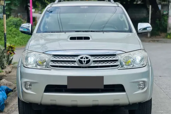 HOT!!! 2011 Toyota Fortuner V 3.0 4x4 for sale at affordable price! 