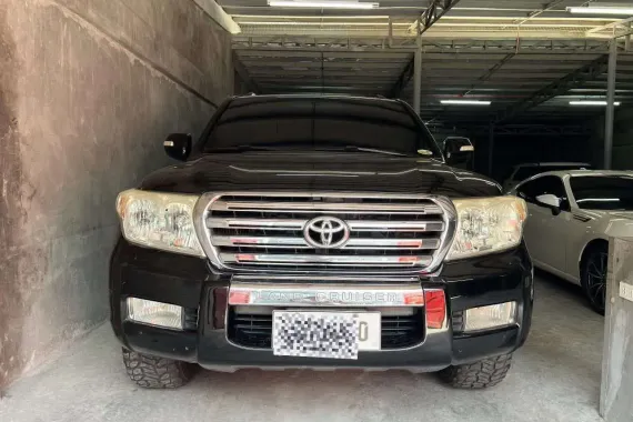 HOT!!! 2010 Toyota Land Cruiser LC200 for sale at affordable price! 