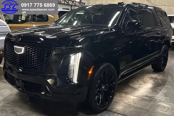 2026 Cadillac Escalade ESV Sport Platinum with Executive Seats - 24" Wheels - Brembo Brakes - NEW