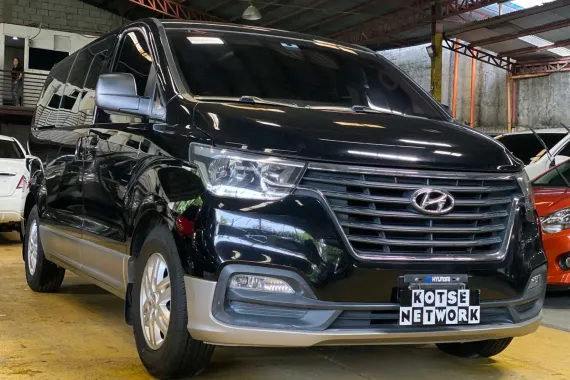 2019 Hyundai Grand Starex 2.5 GLS A/t 55k Mileage Swivel Chair ₱1.185