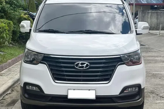 HOT!!! 2020 Hyundai Grand Starex Gold for sale at affordable price!