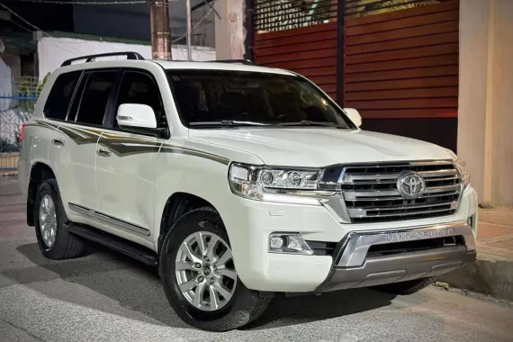 HOT!!! 2020 Toyota Land Cruiser Premium for sale at affordable price! 