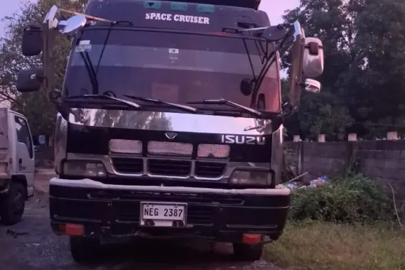 ISUZU DUMPTRUCK 2018