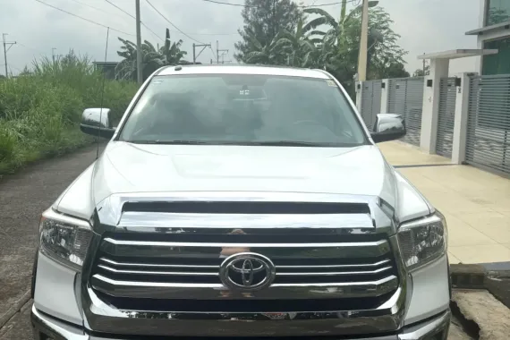 Toyota Tundra 2018 AT