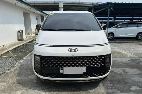 HOT!!! 2023 Hyundai Staria Premium 4wd for sale at affordable price! 