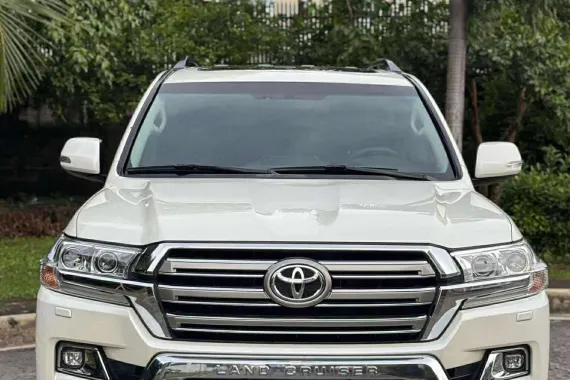HOT!!! 2019 Toyota Land Cruiser 200 Premium Variant for sale at affordable price!