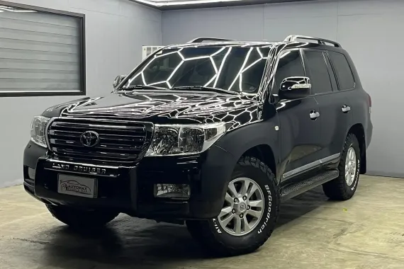 2012 Toyota Land Cruiser GX-R