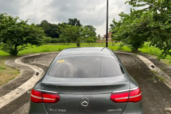 If pay cash have slightly negotiable.downpayment should be half price of the car.