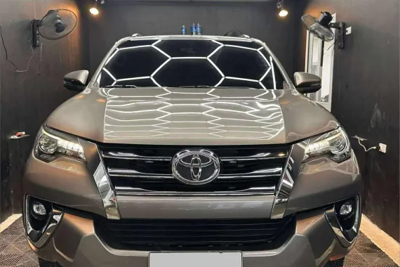 HOT!!! 2018 Toyota Fortuner V 4x2 for sale at affordable price! 