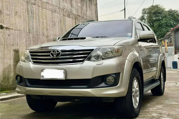 HOT!!! 2014 Toyota Fortuner V for sale at affordable price! 