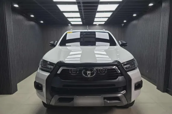 HOT!!! 2025 Toyota Hilux Conquest V 4x2 for sale at affordable price! 