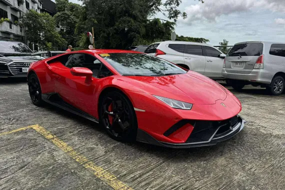 HOT!!! 2020 Lamborghini Huracan Evo for sale at affordable price! 