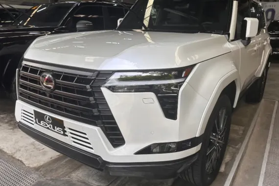 Brand New 2025 Lexus GX 550 Luxury+ with Second Row Captain Seats (6-Seater) GX550