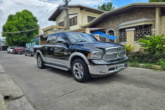 Dodge Ram 1500 Laramie 2017 Hemi v8