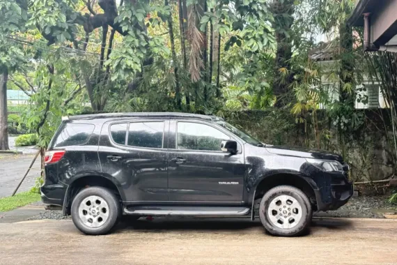 original owner, now Senior Citizen, Chevy Trailblazer 2018 AT 