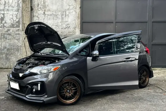 2016 Honda Jazz VX navi+