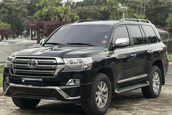 HOT!!! 2019 Toyota Land Cruiser LC200 Bulletproof for sale at affordable price! 