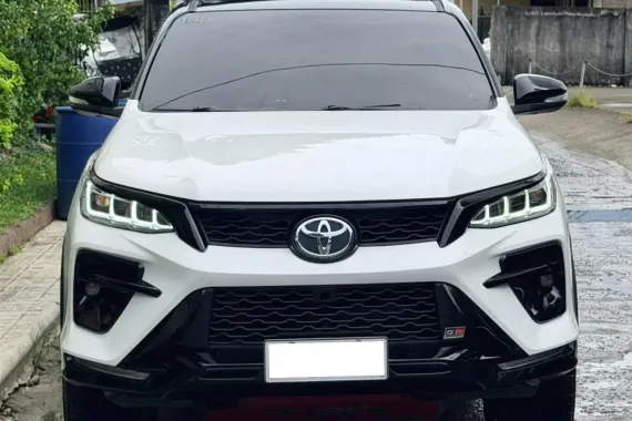 HOT!!! 2017 Toyota Fortuner V 4x2 GRS look for sale at affordable price! 