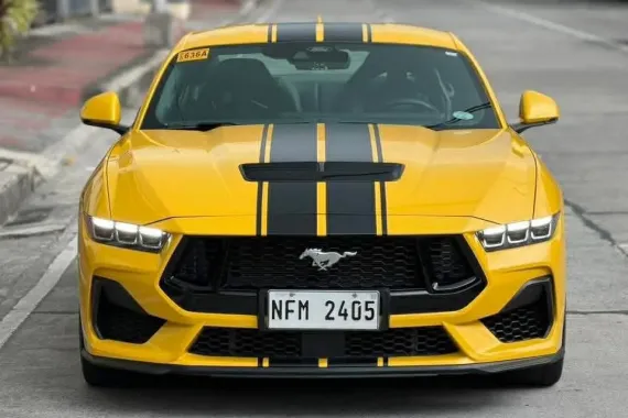 HOT!!! 2025 Ford Mustang GT 5.0 “Bumble Bee” for sale at affordable price! 