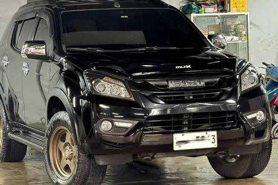 HOT!!! 2017 Isuzu MUX LSA 3.0 Limited Edition Black Series for sale at affordable price! 