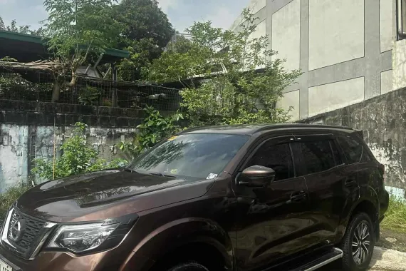 Nissan Terra (Earth Brown)