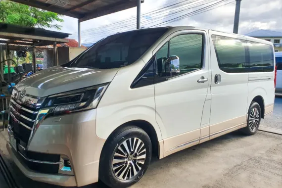  Selling Pearlwhite 2020 Toyota Hiace Super Grandia Van by verified seller