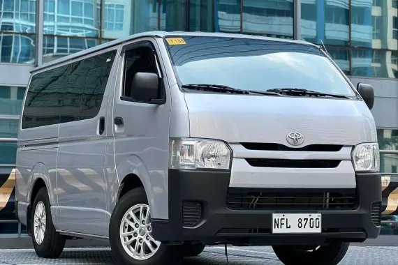 2022 Toyota HiAce Commuter 3.0 Manual Diesel 🔥✅ 𝐂𝐋𝐄𝐎 🙋🏼‍♀️📲 0938 830 7235