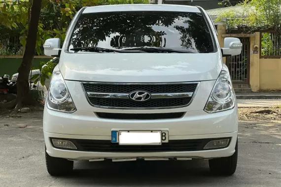 HOT!!! 2017 Hyundai Starex VGT Platinum for sale at affordable price! 