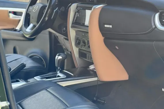 Toyota Fortuner Variant G automatic transmission 4x2 