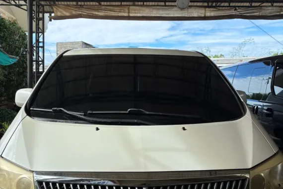 Toyota Alphard 2002 model