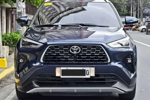 HOT!!! 2024 Toyota Yaris Cross V for sale at affordable price! 