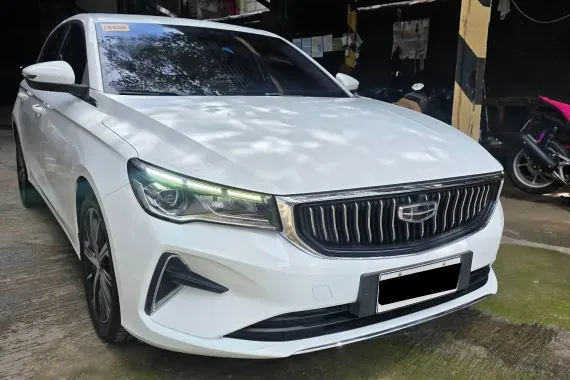 GEELY EMGRAND PREMIUM 1.5 A/T 2022 