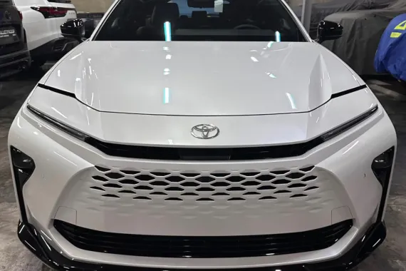 Brand New 2025 Toyota Crown Signia Limited AWD Hybrid Station Wagon