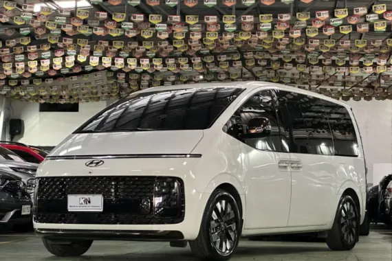 2023 Hyundai Staria Premium+ (7-Seater) 2.2L AWD Diesel A/T