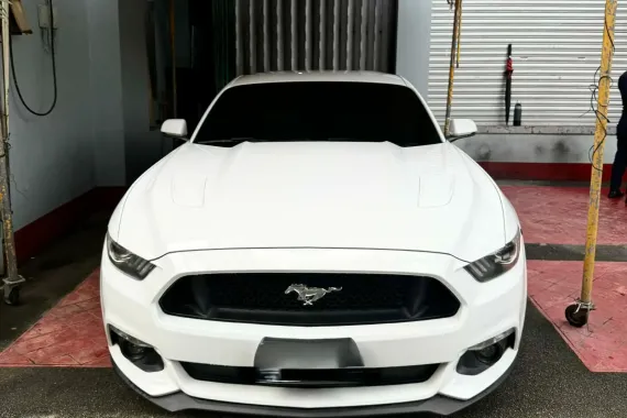 Ford mustang 5.0L Gt 2015 AT