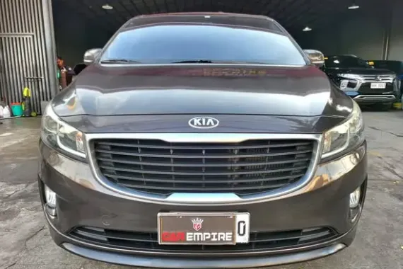 Kia Carnival 2017 2.2 EX W/Sunroof 70K KM Automatic